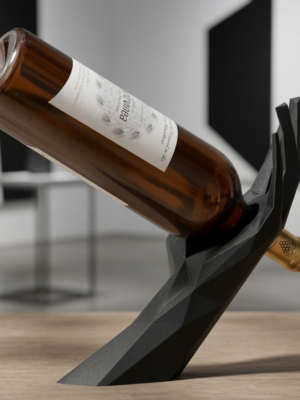 Wine bottle holder